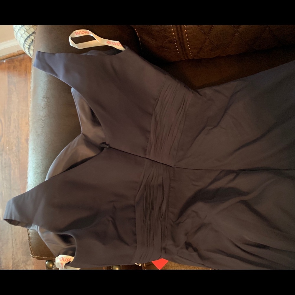 Dress - Picture 5 of 11